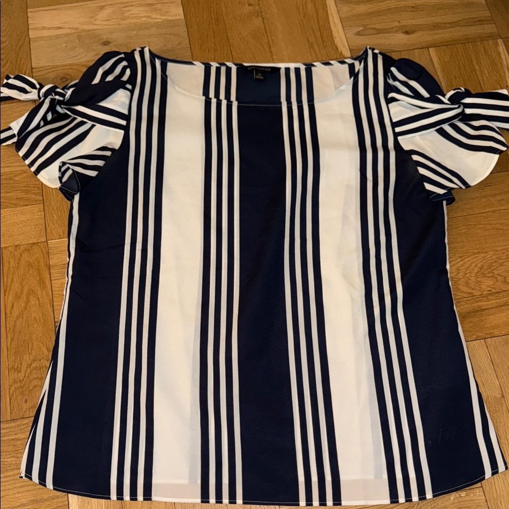 Banana Republic Blouse with tie sleeves
